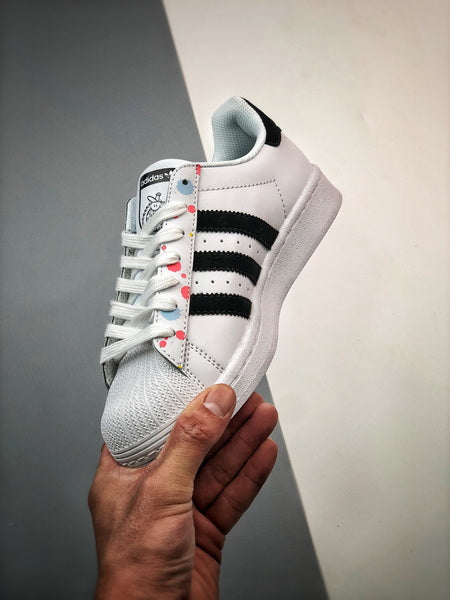 Adidas Superstar – Create Your Future Edition