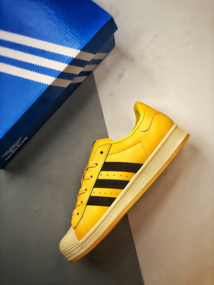 Adidas Superstar – Yellow Blaze Edition