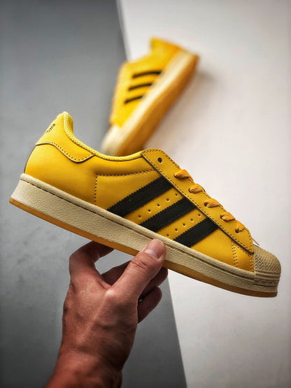 Adidas Superstar – Yellow Blaze Edition