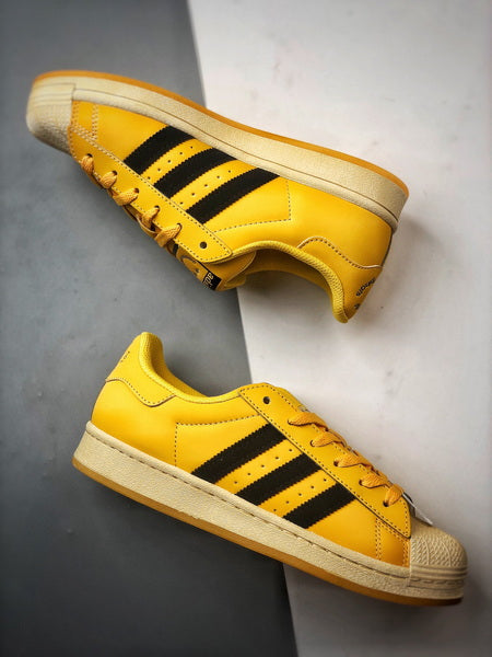 Adidas Superstar – Yellow Blaze Edition