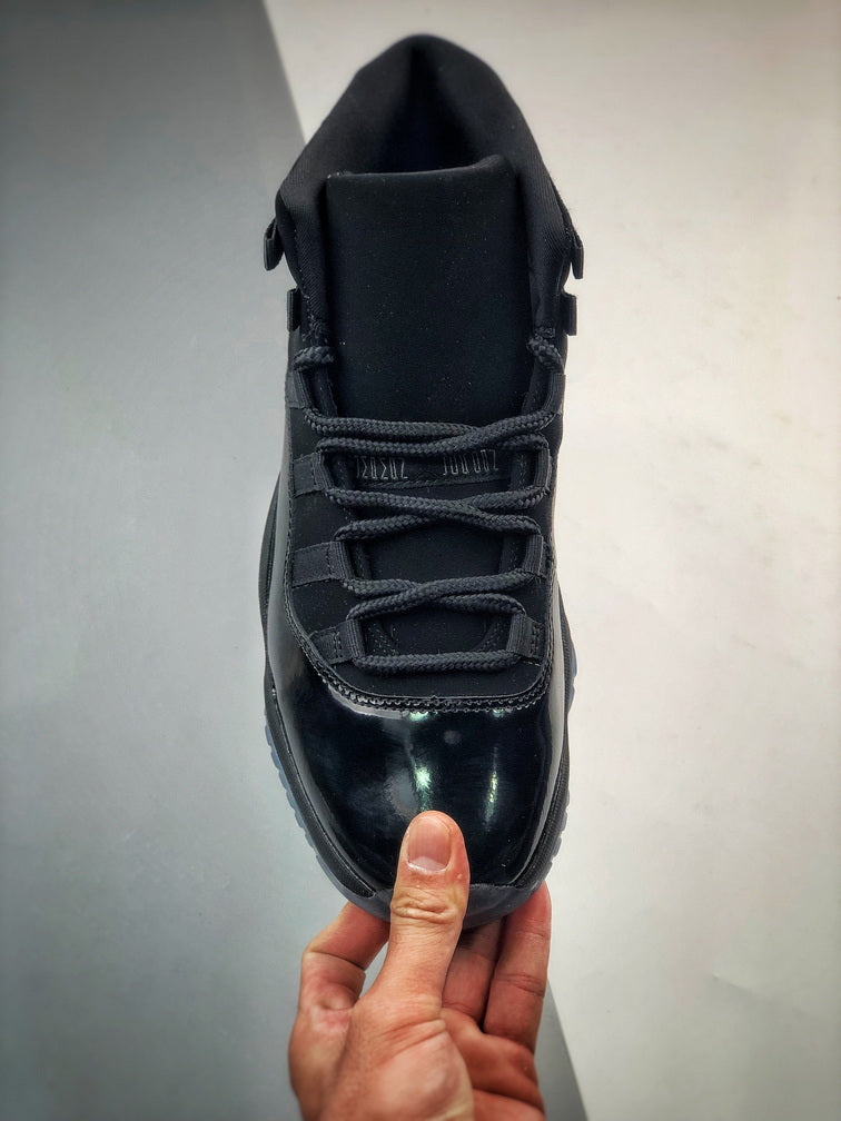 Air Jordan 11 Retro "Cap and Gown"