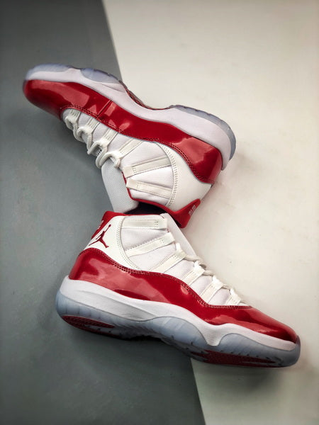 Air Jordan 11 Retro "Cherry"