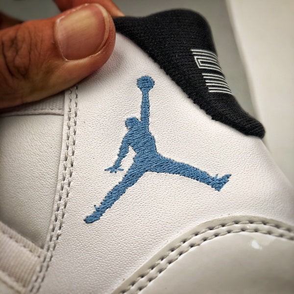Air Jordan 11 Retro "Legend Blue"