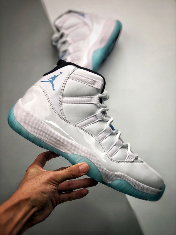 Air Jordan 11 Retro "Legend Blue"