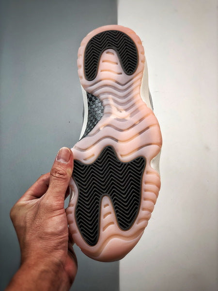 Air Jordan 11 Retro "Neapolitan"