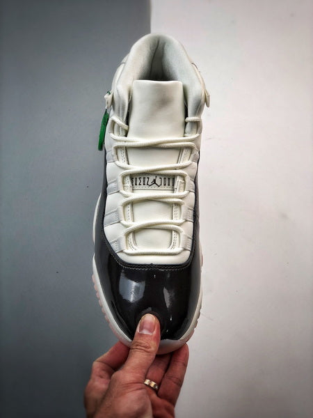 Air Jordan 11 Retro "Neapolitan"
