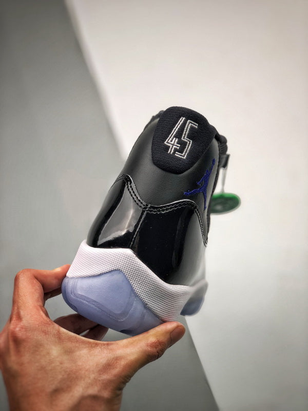 Air Jordan 11 "Space Jam"
