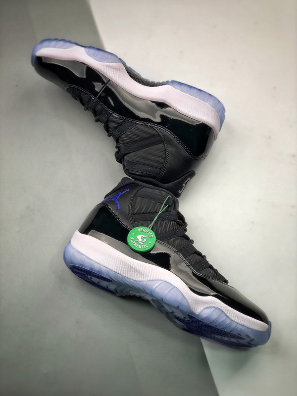 Air Jordan 11 "Space Jam"