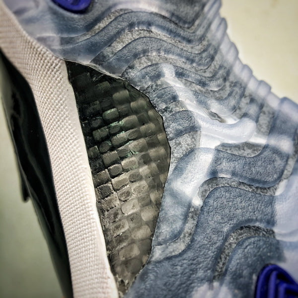 Air Jordan 11 "Space Jam"