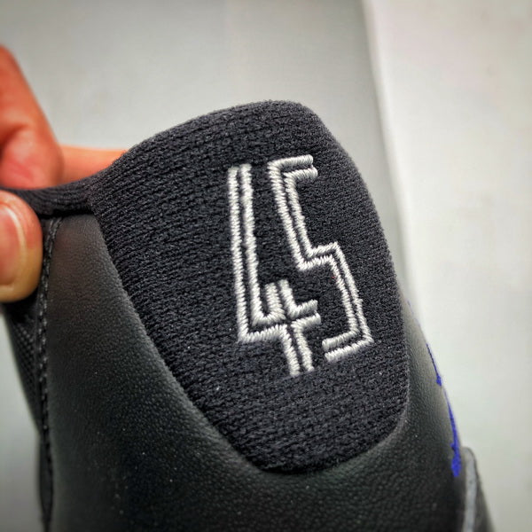 Air Jordan 11 "Space Jam"