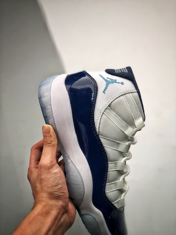 Air Jordan 11 "UNC"