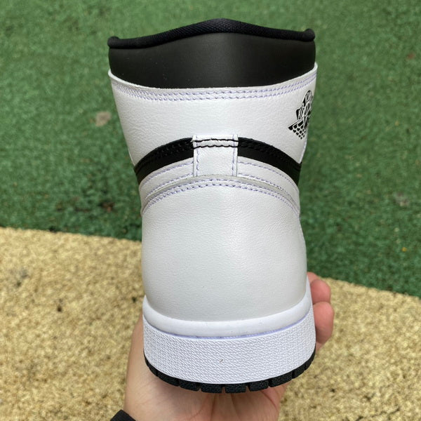 Air Jordan 1 High Reverse Panda