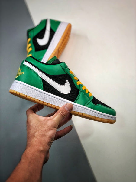 Air Jordan 1 Low SE Holiday Special