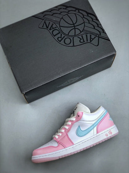 Air Jordan 1 Low SE "Paw Print"