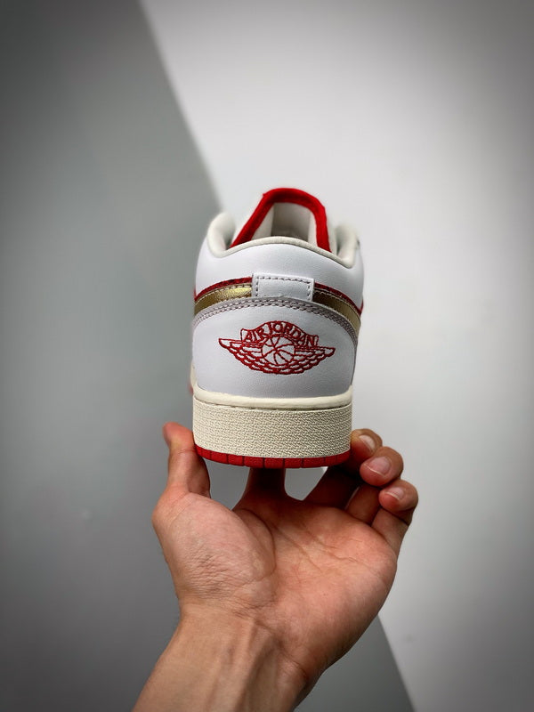 Air Jordan 1 Low Spades