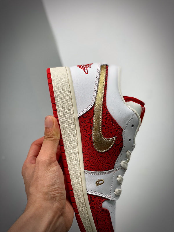 Air Jordan 1 Low Spades