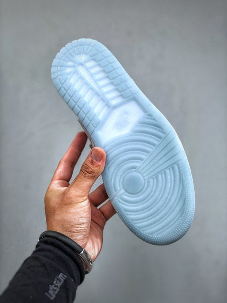 Air Jordan 1 Low "Year of the Dragon" (2024)