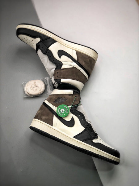 Air Jordan 1 Retro “Dark Mocha”