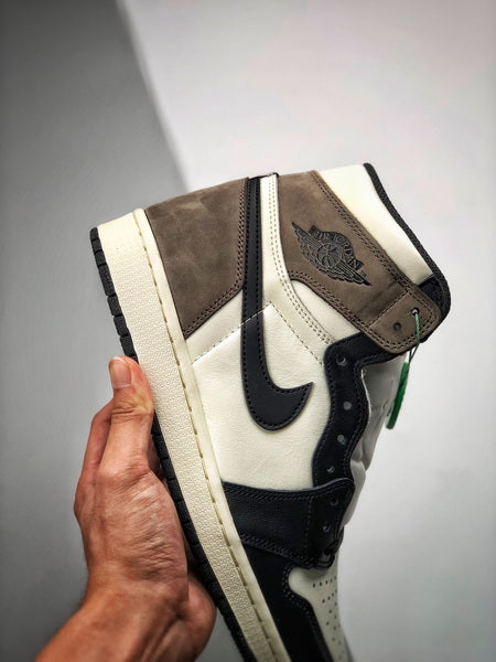 Air Jordan 1 Retro “Dark Mocha”