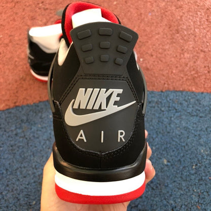 Air Jordan 4 Bred