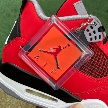 AirJordan 4 Toro Bravo