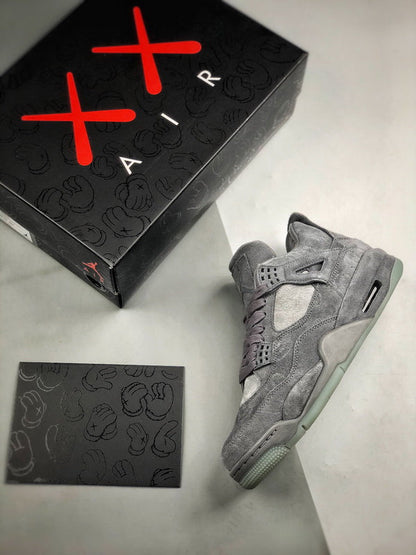 Air Jordan 4 X Kaws grey