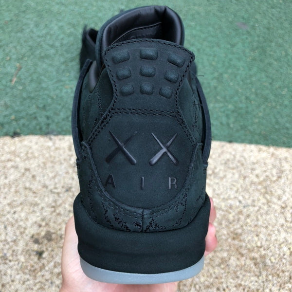 Air Jordan 4 x kaws black