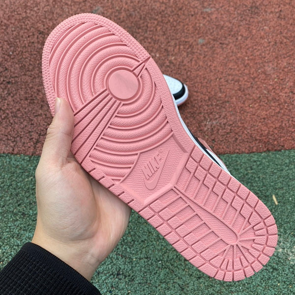 Air Jordan 1 Retro High Rust Pink
