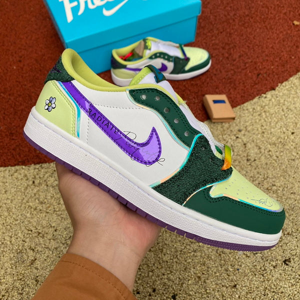 Air Jordan 1 Retro Low OG 'Doernbecher 2023'