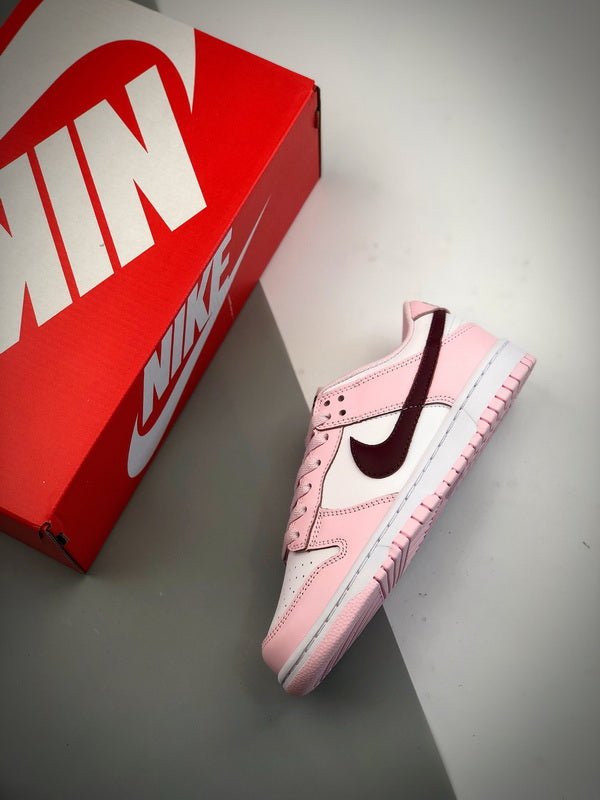 NIKE Dunk Low Pink Red White - Houdini
