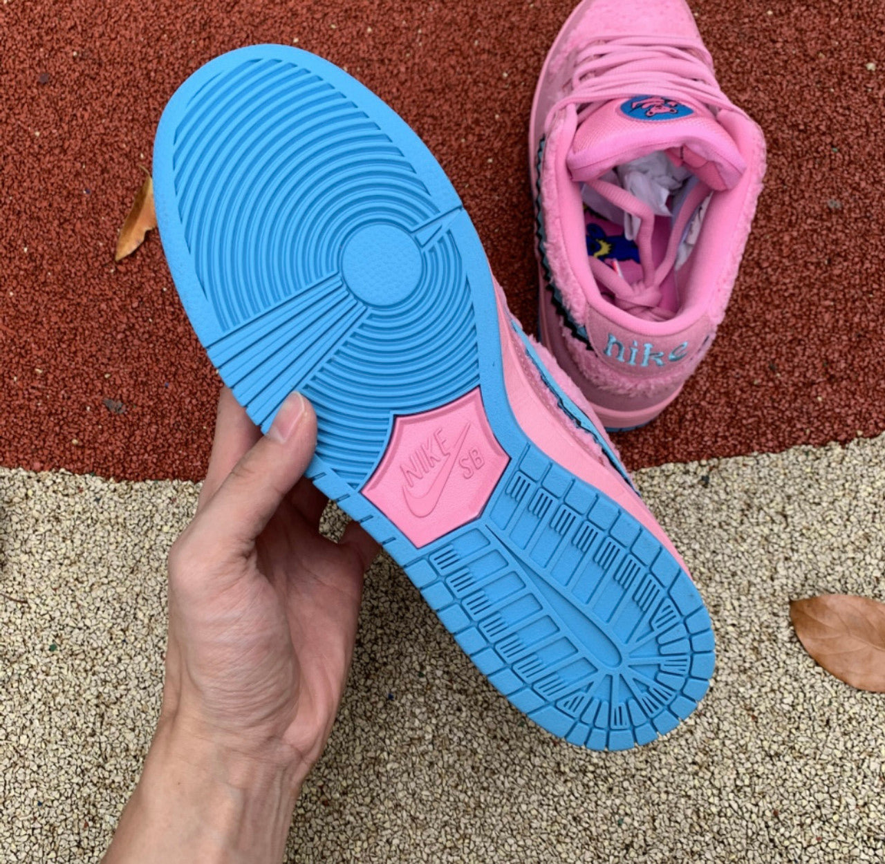 SB Dunk Low Grateful Dead Bears Pink