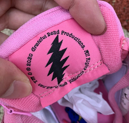 SB Dunk Low Grateful Dead Bears Pink