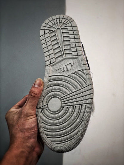 Jordan 1 Low Noir Wolf Gris