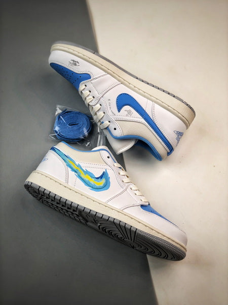 Jordan 1 Low SE Just Skate bleu université