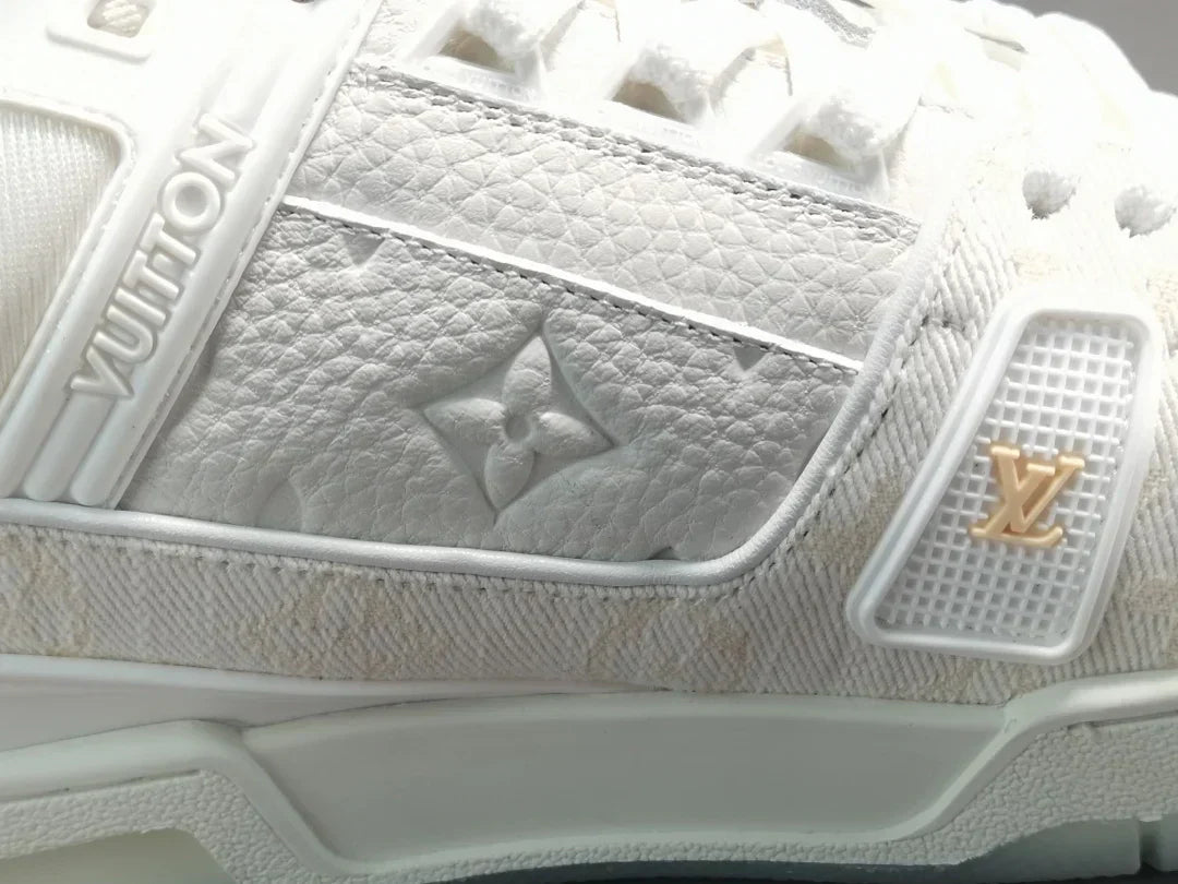 LOUIS VUITTON TRAINER SNEAKER BLANC