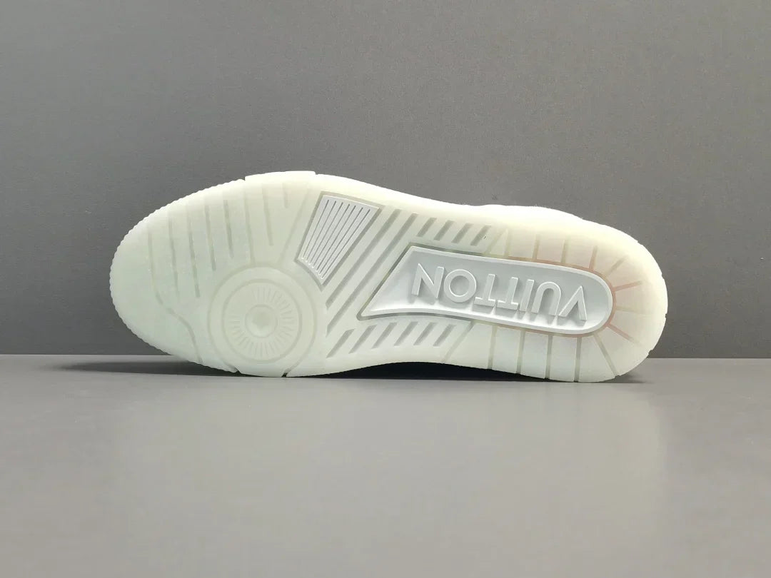 LOUIS VUITTON TRAINER SNEAKER BLANC