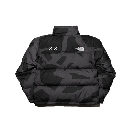 DOUDOUNE KAWS x The North Face rétro 1996 Nuptse noir