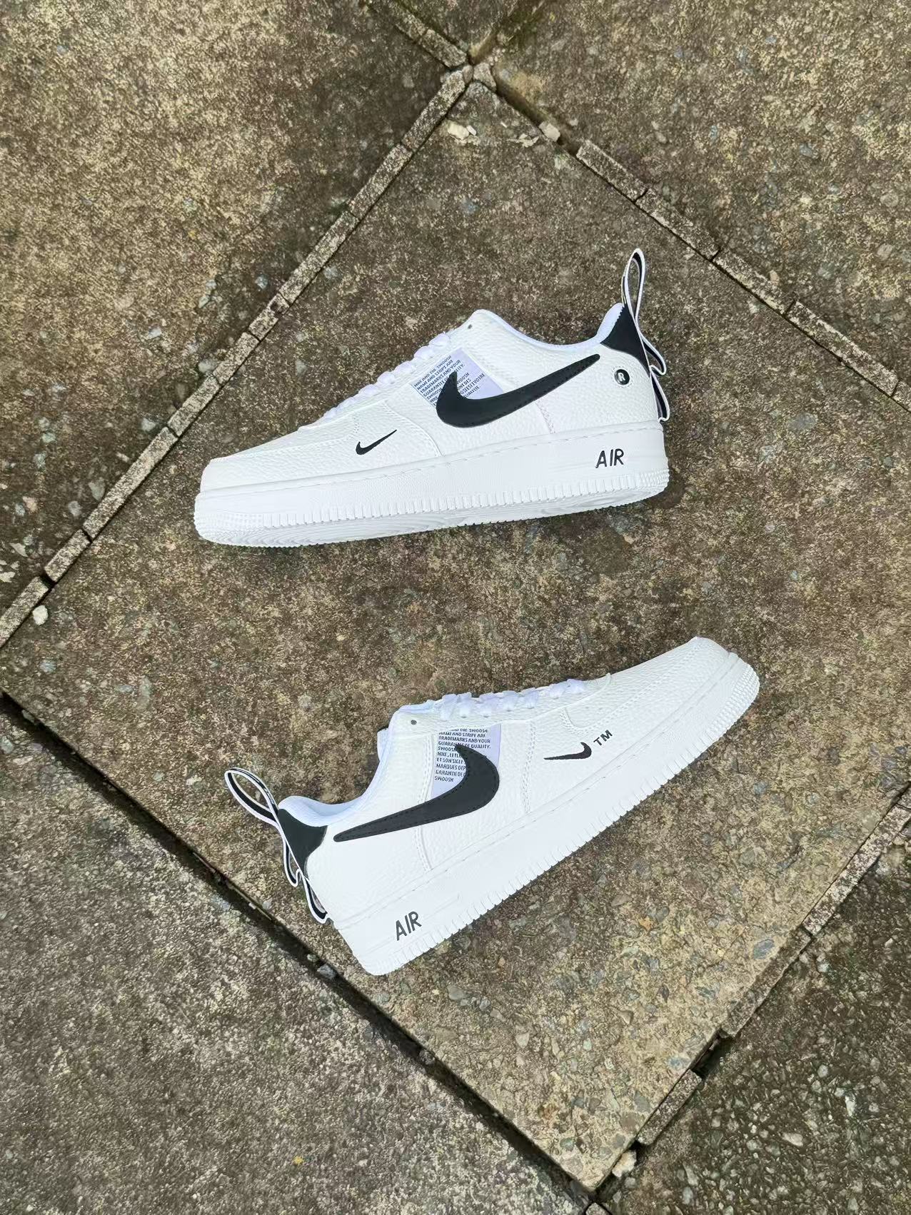 Nike Air Force 1 07 LV8 Utility Black