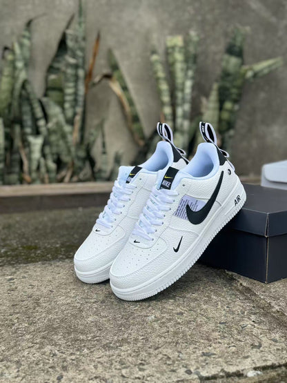 Nike Air Force 1 07 LV8 Utility Black