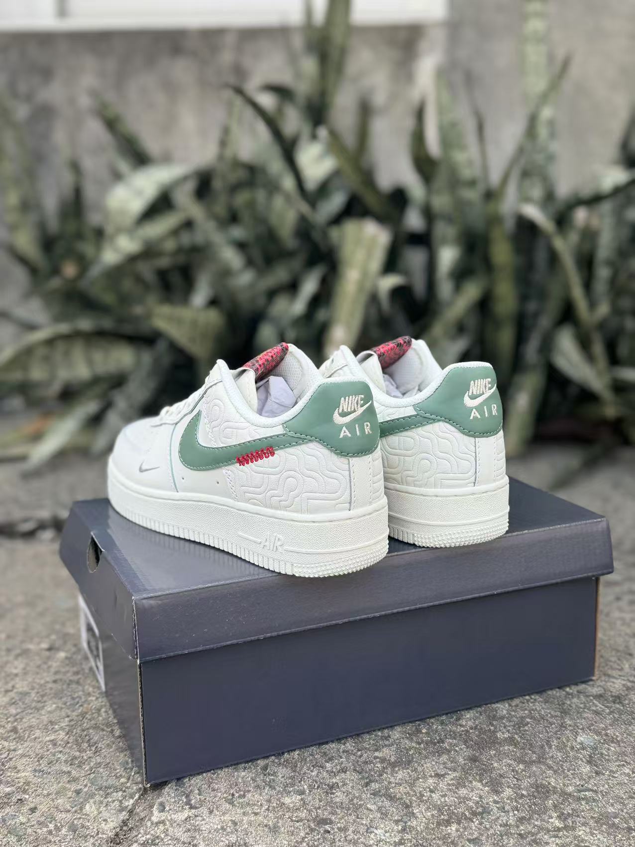 Nike Air Force 1 CNY "Year of the Snake"