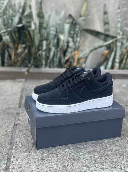 Nike Air Force 1 LX "Off-Noir"