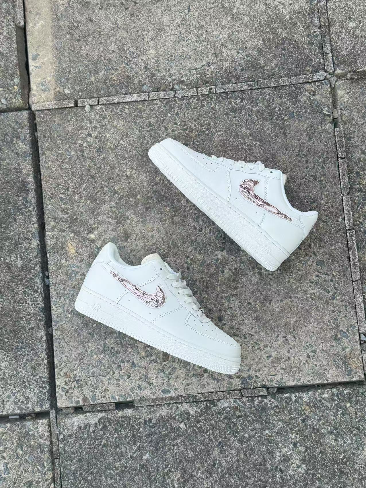 Nike Air Force 1 Low "Liquid Metal pink Swoosh"