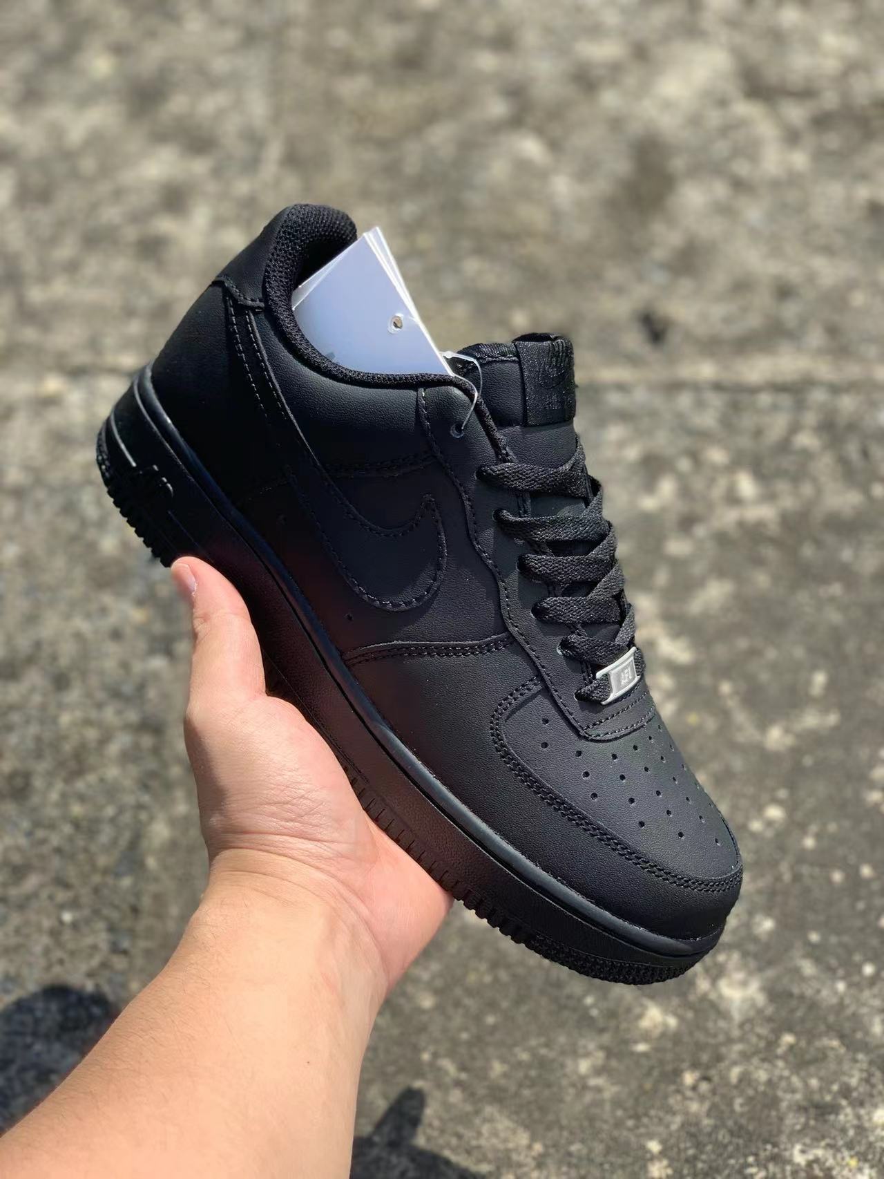 Nike Air Force 1 Low "Triple Black"