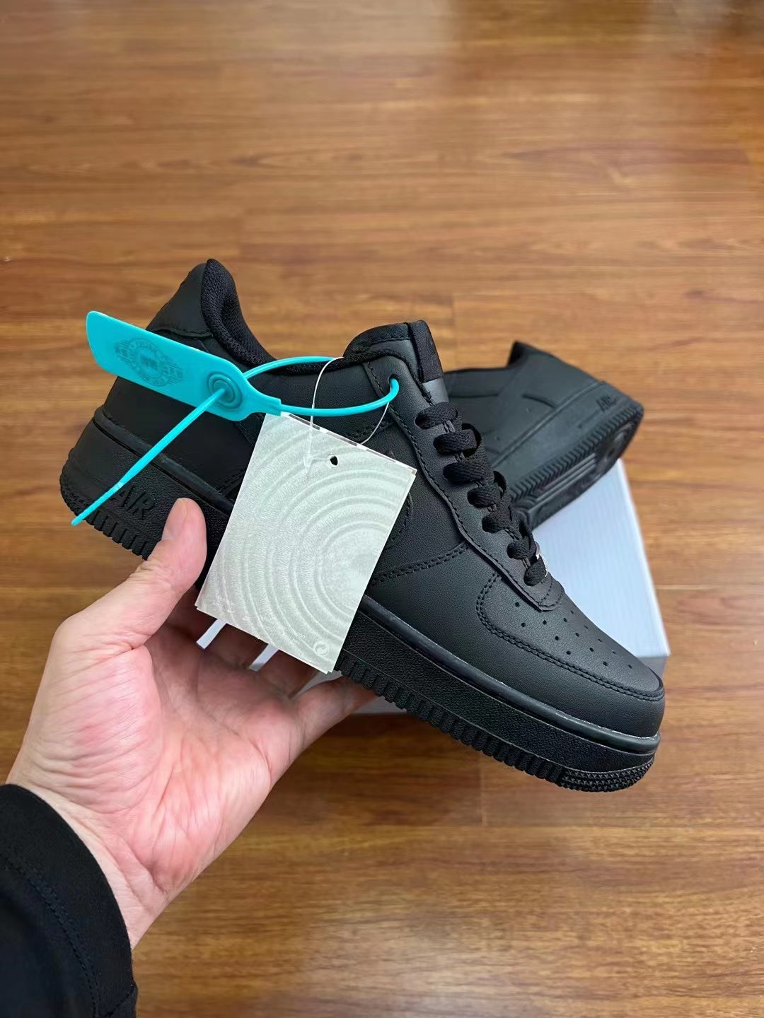 Nike Air Force 1 Low "Triple Black"