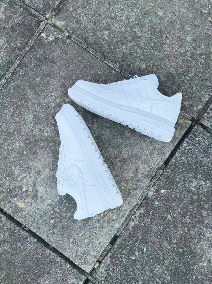 Nike Air Force 1 Luxe "white"
