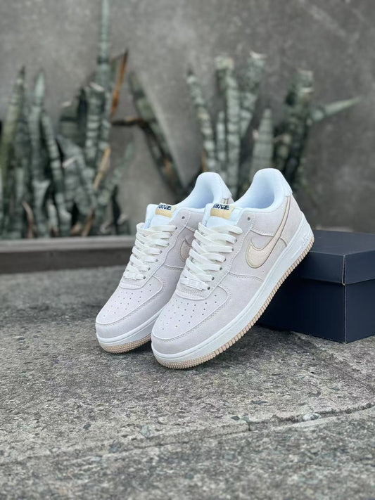 Nike Air Force 1 SE Phantom