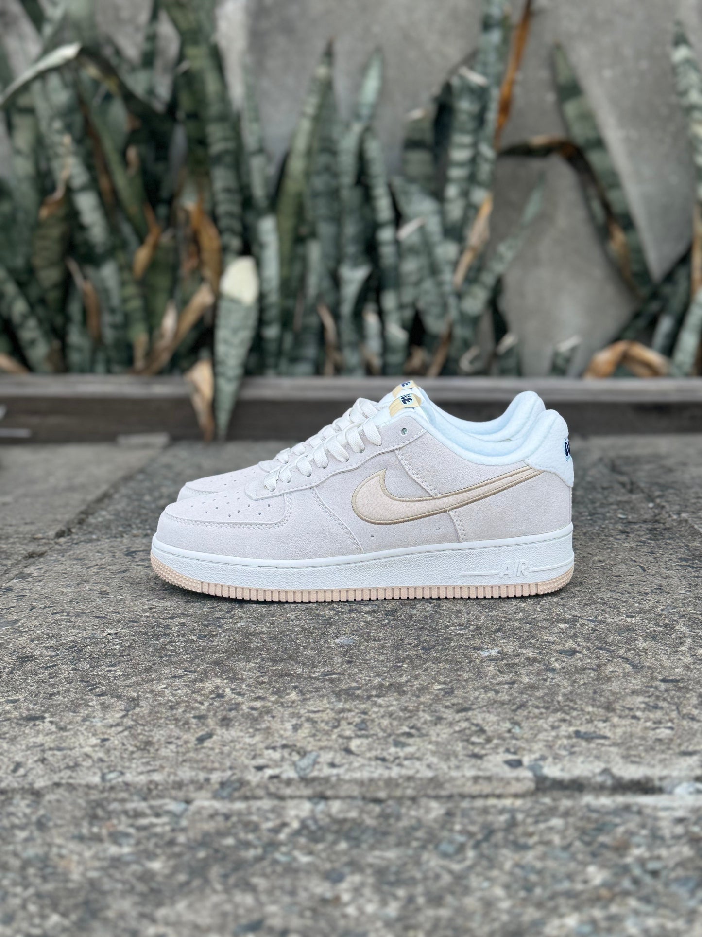 Nike Air Force 1 SE Phantom