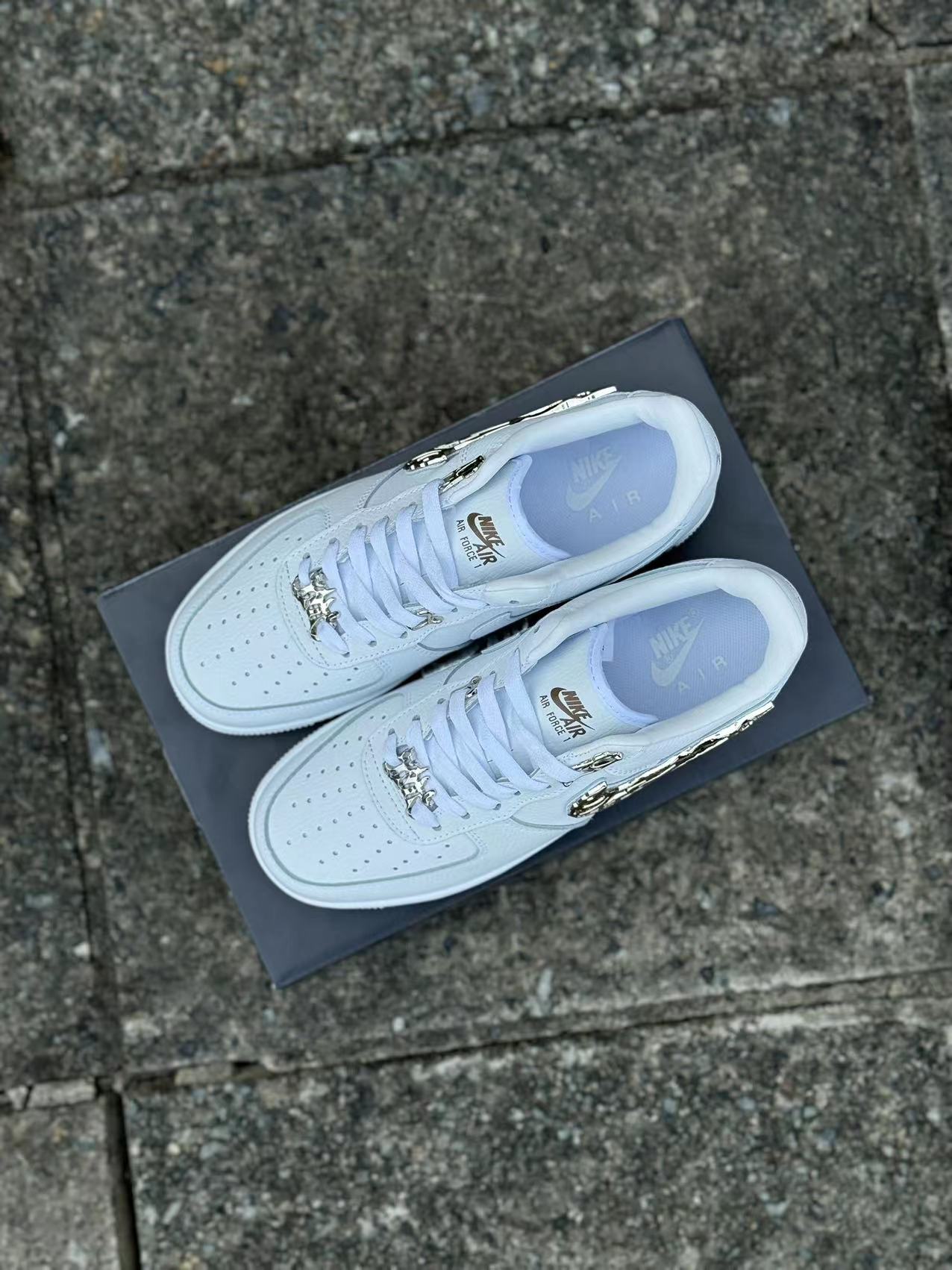 Nike Air Force 1 “Molten Metal”