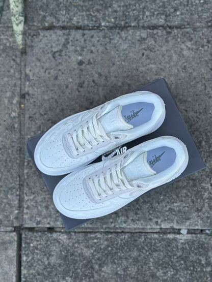 Nike Air Force 1 summit white