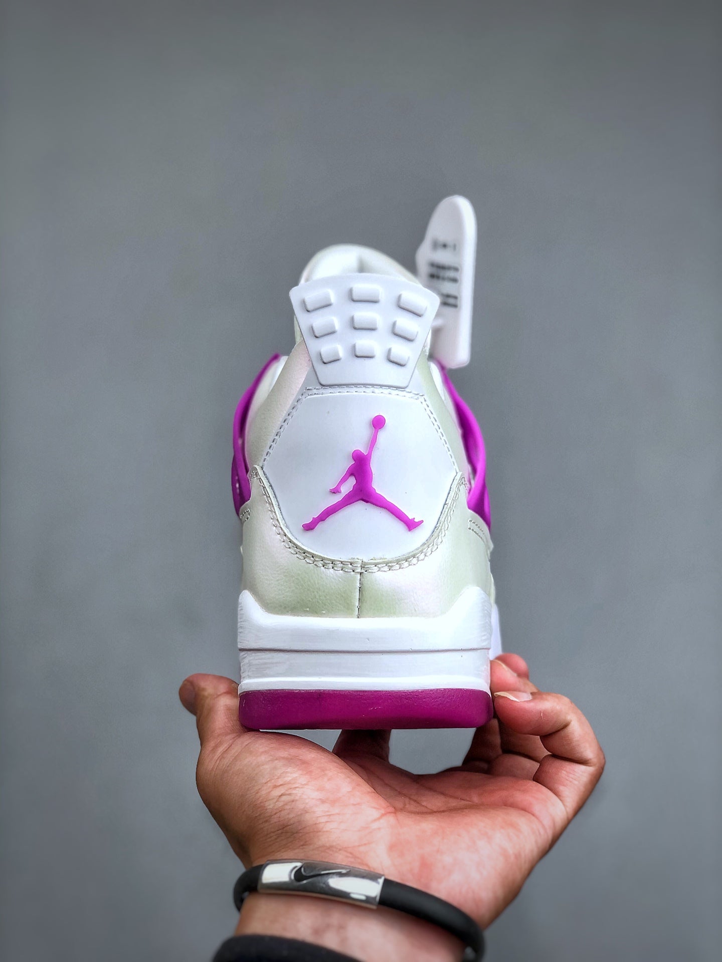 Nike Air Jordan 4 Retro "Hyper Violet"